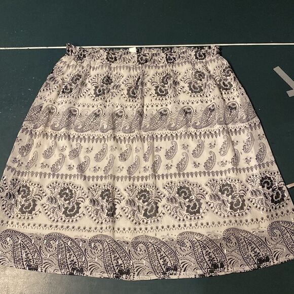 Christopher & Banks Woman’s Plus Paisley Lined Skirt - Picture 2 of 5